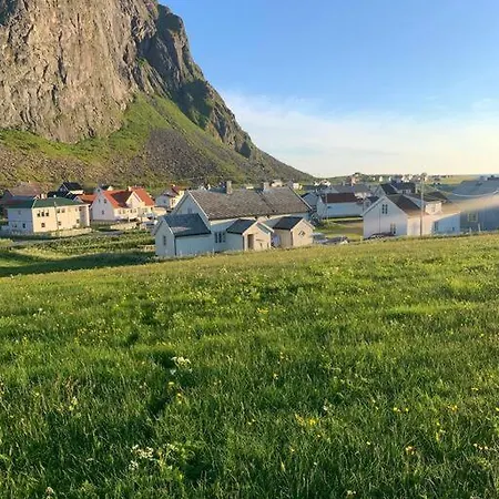 Eldre Sjarmerende Hus Pa Eggum * Bostad