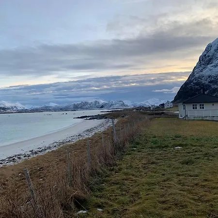 Eldre Sjarmerende Hus Pa Eggum Vakantiehuis *