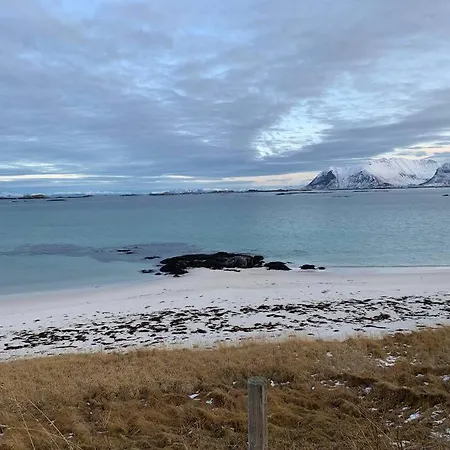 Vakantiehuis Eldre Sjarmerende Hus Pa Eggum Bostad